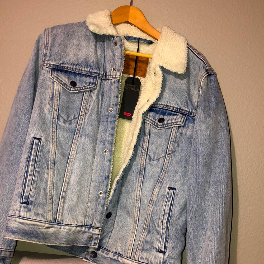 Levis Sherpa Trucker Jacket